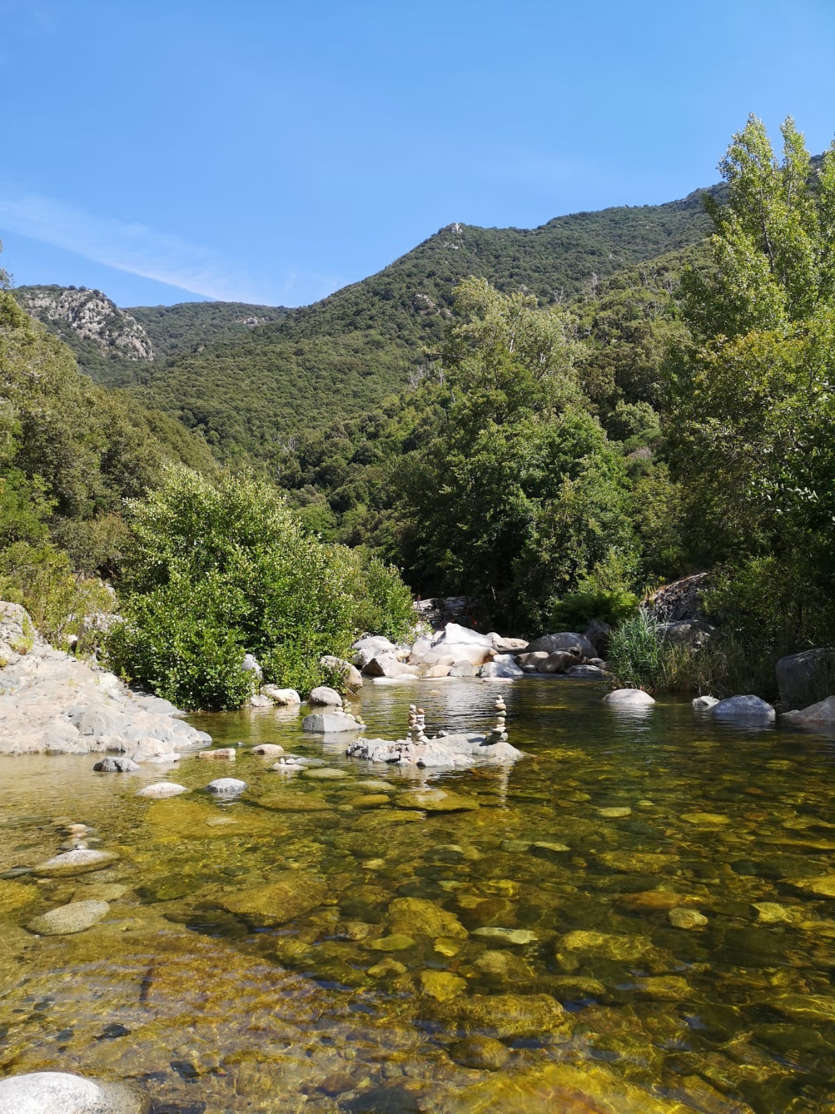 Une baignade dans les piscines naturelles de Zoza