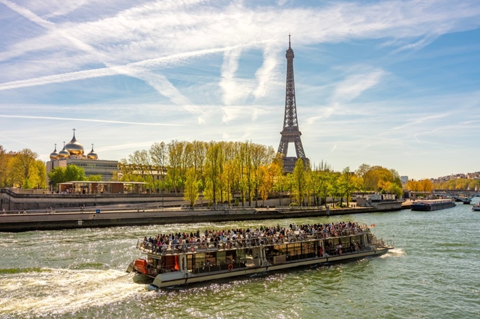 croisière sur la Seine avec vue sur la Tour Eiffel
