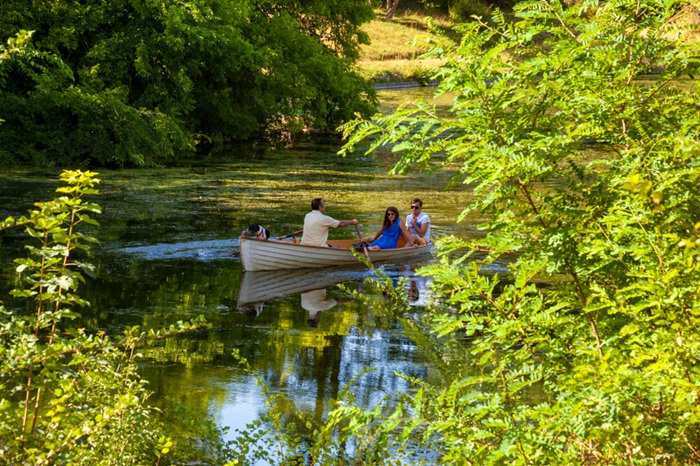 balade en barque sur le lac inférieur du Bois de Boulogne