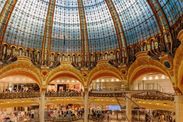 coupole des grands magasins de Paris