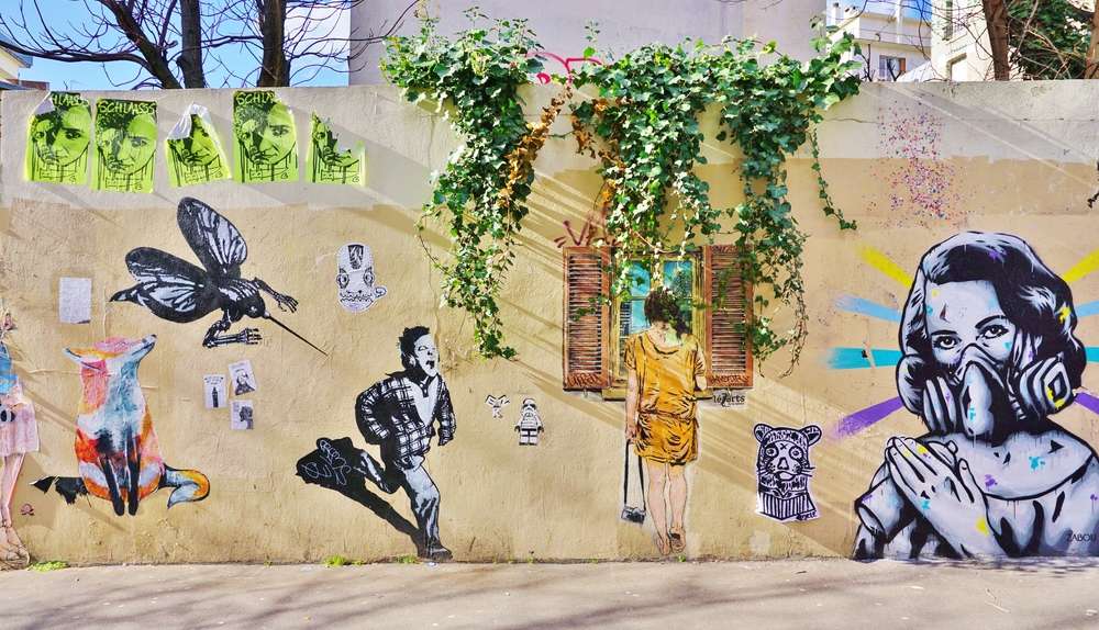 Photo of murals in the Butte-aux-Cailles district.