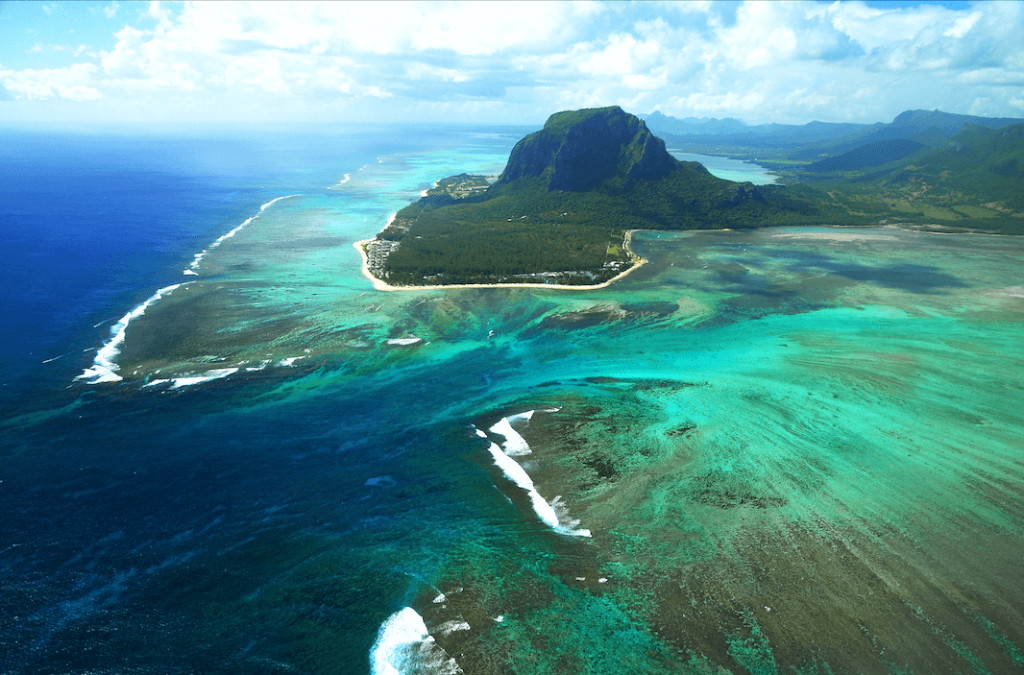 Vue du ciel du morne brabant